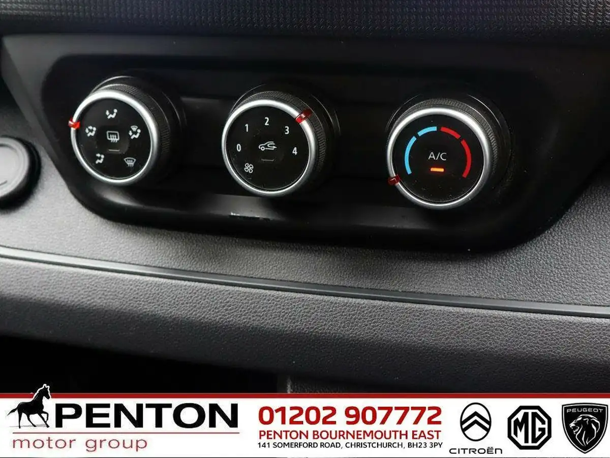 2022-renault-trafic-20dci-sl28-130-business-big-15