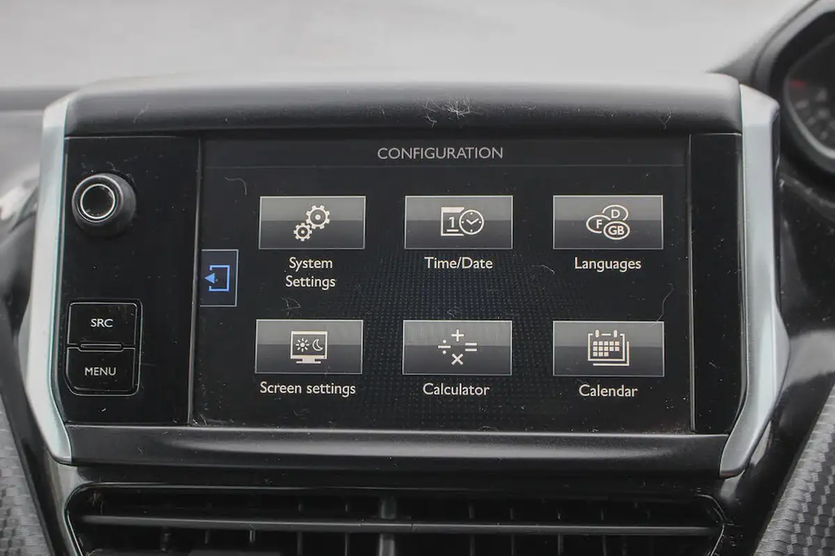 2016-peugeot-208-12-puretech-active-82bhp-5d-big-34