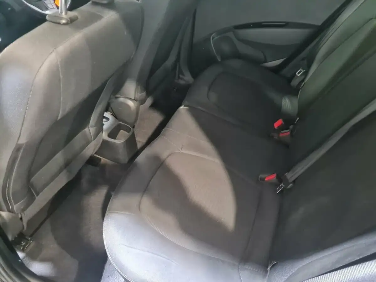 2019-hyundai-i10-10-premium-67ps-big-10