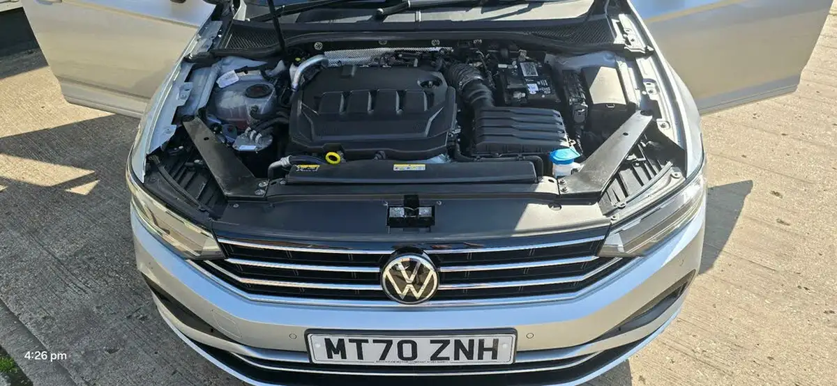2020-volkswagen-passat-20tdi-sel-150ps-evo-estate-5d-dsg-big-54