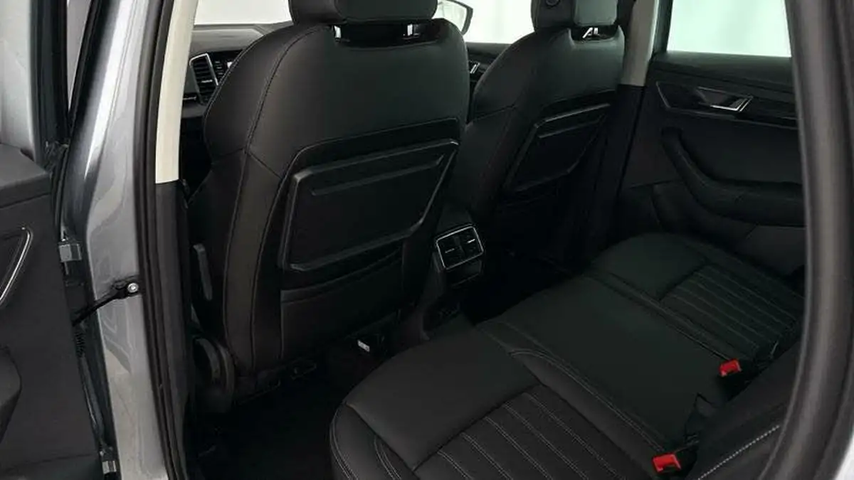 2021-skoda-karoq-10-tsi-se-l-110ps-big-33