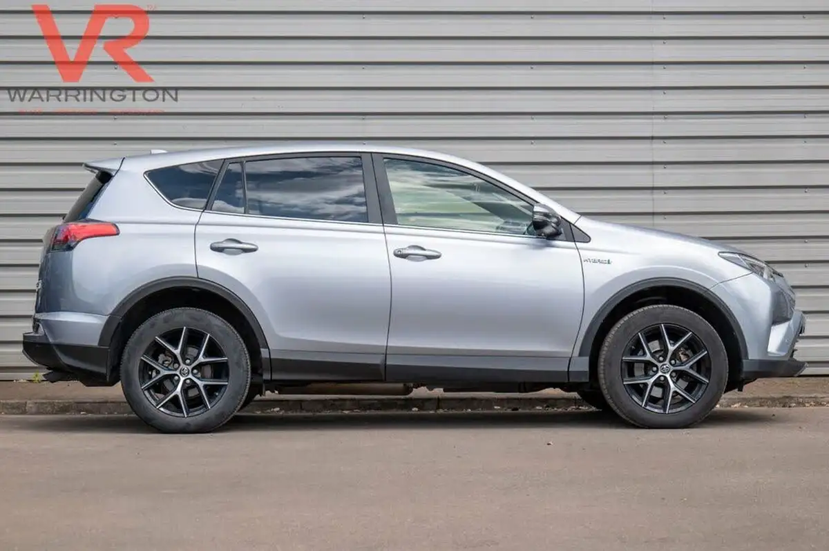 2018-toyota-rav4-25-vvt-i-design-194bhp-2494cc-big-18