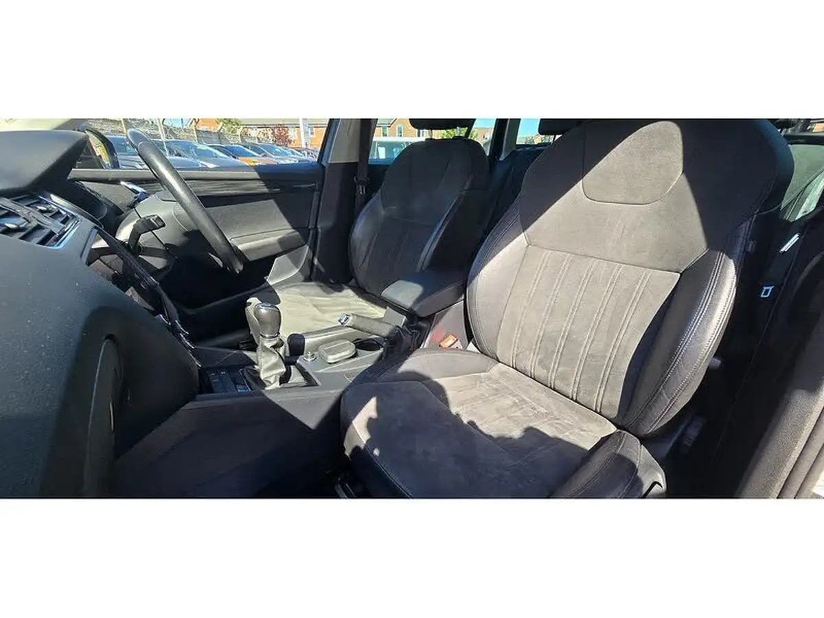 2020-skoda-octavia-16tdi-se-l-estate-big-25