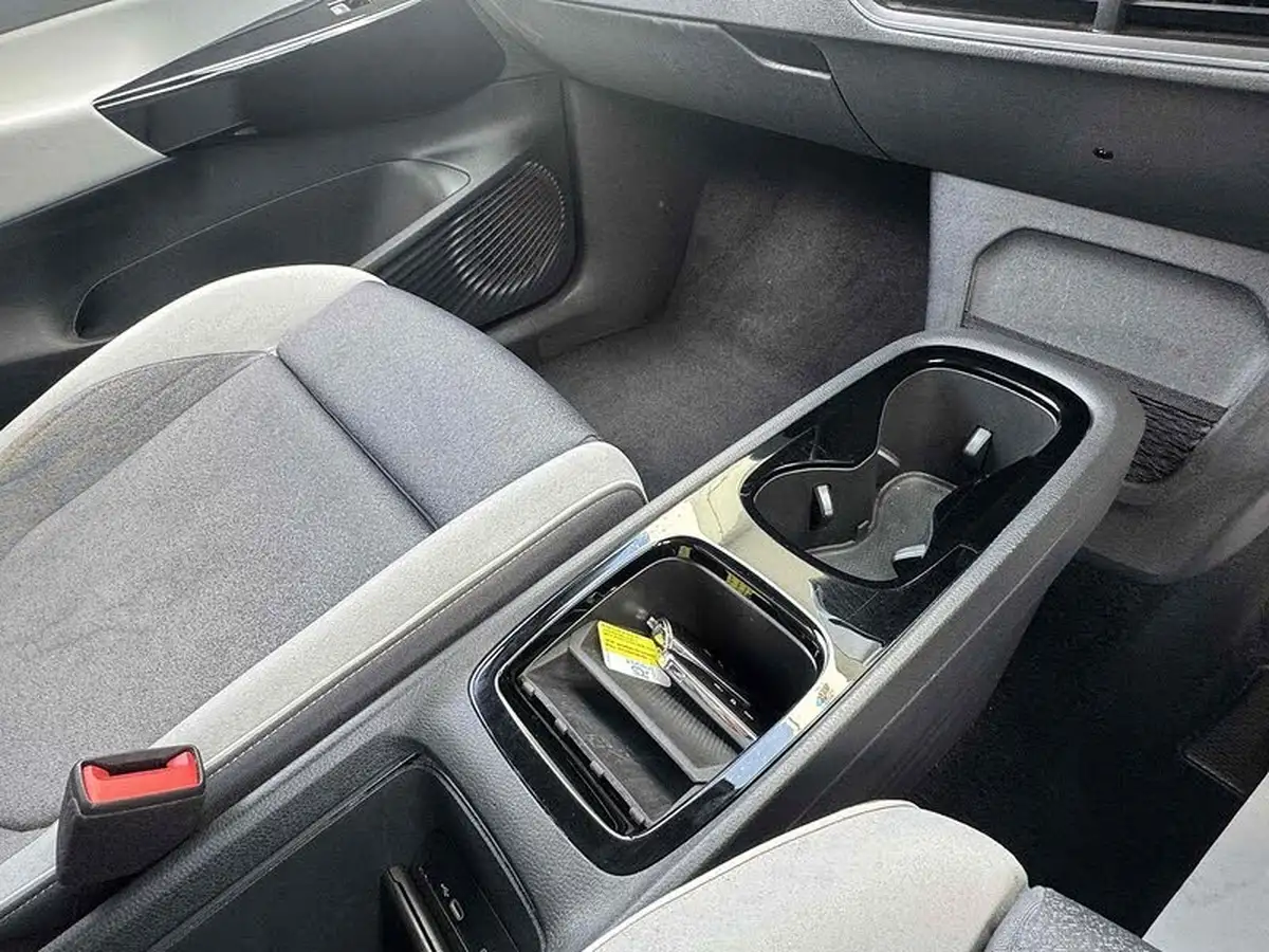 2021-volkswagen-id3-e-tour-big-33