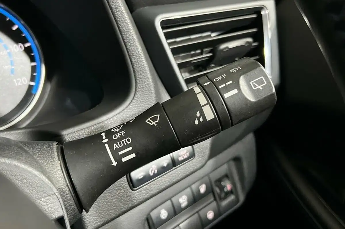 2020-nissan-leaf-e-e-3zero-big-27