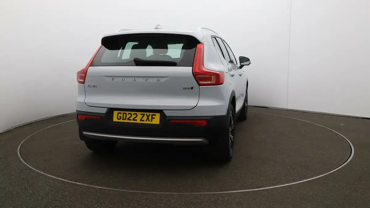 2022-volvo-xc40-20-b4-inscription-awd-big-46