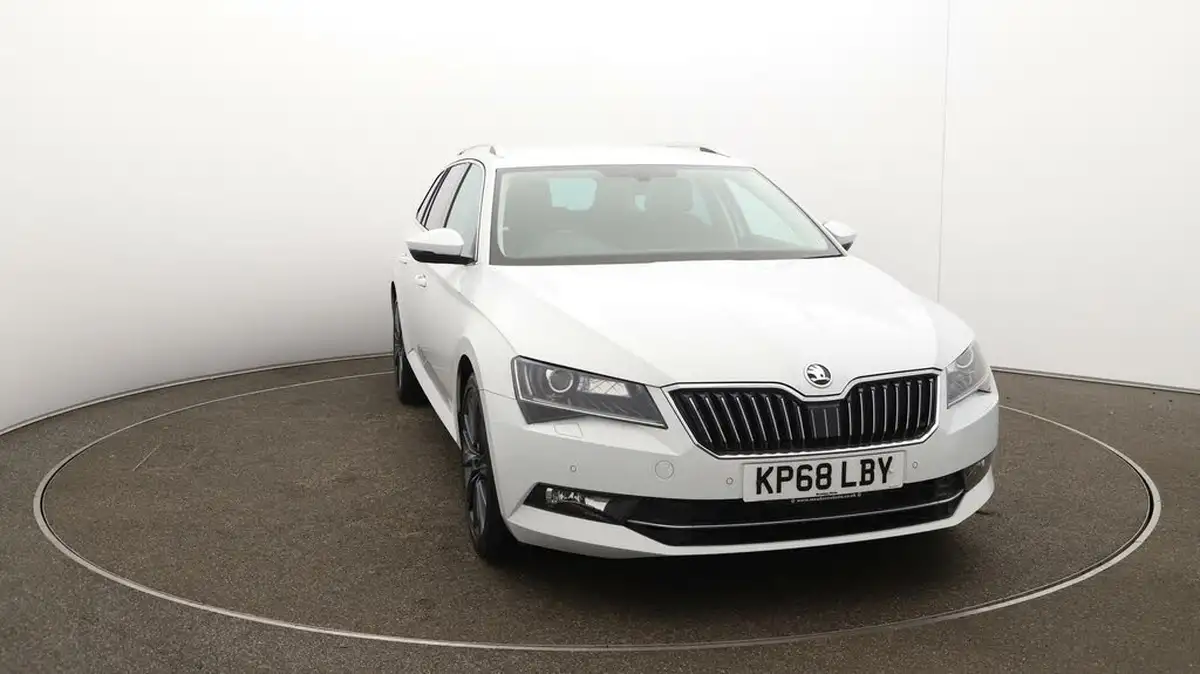 2018-skoda-superb-20tdi-scr-se-l-executive-190ps-estate-big-33