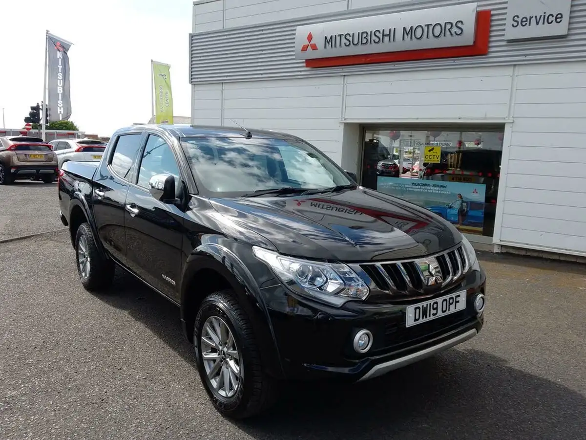 2019-mitsubishi-l200-24di-d-warrior-eu6b-auto-big-0