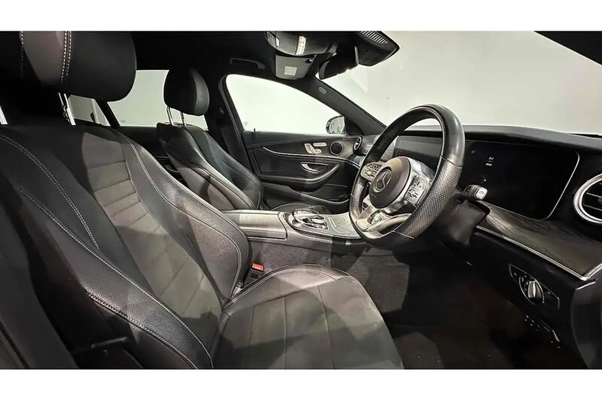 2020-mercedes-benz-e-class-20d-e300de-amg-line-premium-eq-power-saloon-4d-big-27