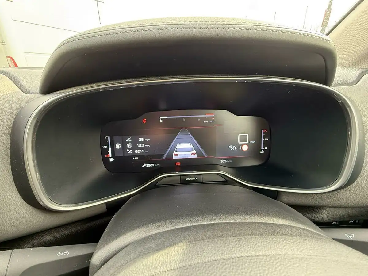 2021-citroen-c5-aircross-15bluehdi-shine-plus-big-18