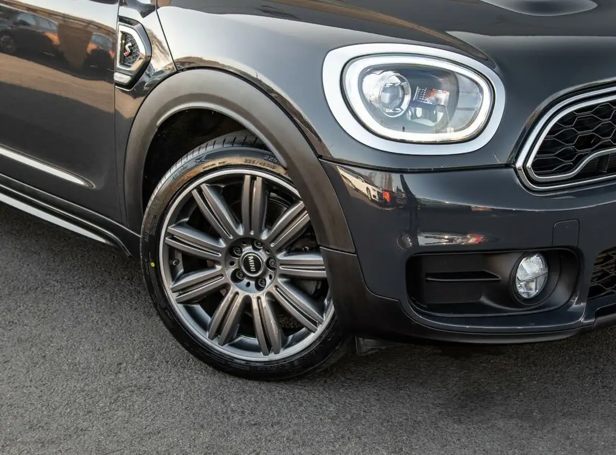 2018-mini-countryman-20-cooper-s-ss-big-1