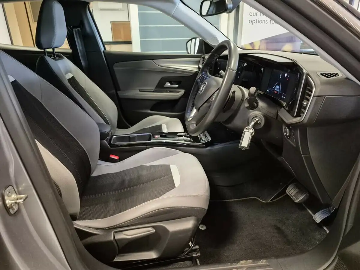 2021-vauxhall-mokka-12-elite-nav-130ps-auto-big-11
