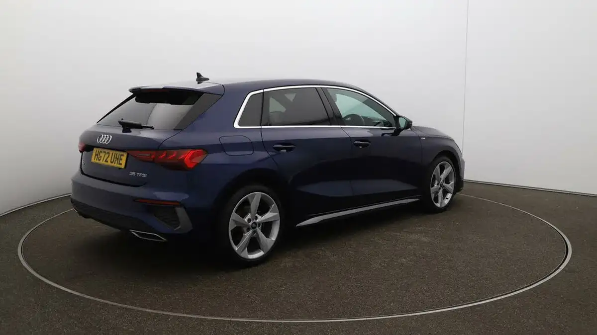 2023-audi-a3-15-35-tfsi-s-line-sportback-5d-big-44