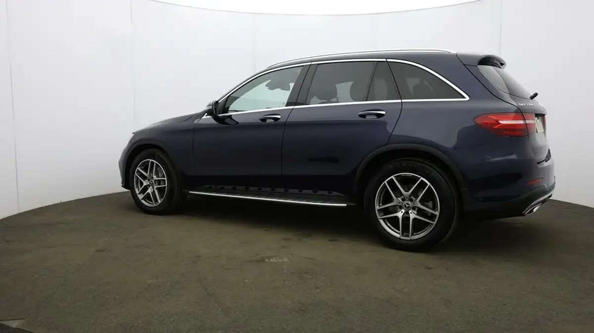2018-mercedes-benz-glc-class-21d-glc220d-amg-line-premiumss-station-wagon-5d-big-68