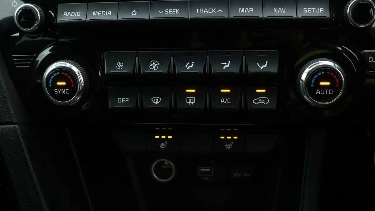 2020-kia-sportage-16crdi-gt-line-48v-big-12