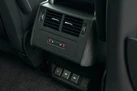 2023-land-rover-discovery-30-d300-dynamic-hse-small-18