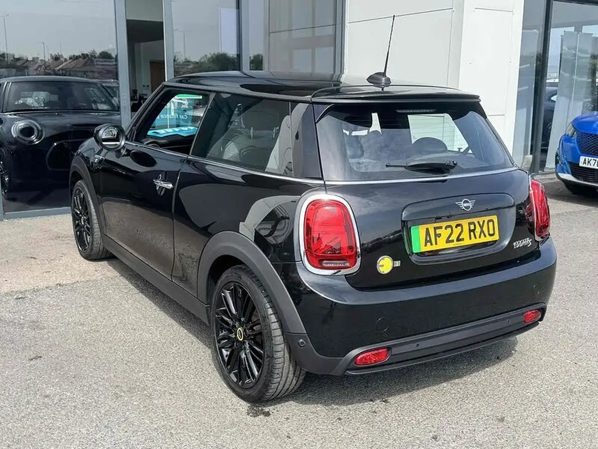 2022-mini-cooper-e-cooper-s-2-big-16