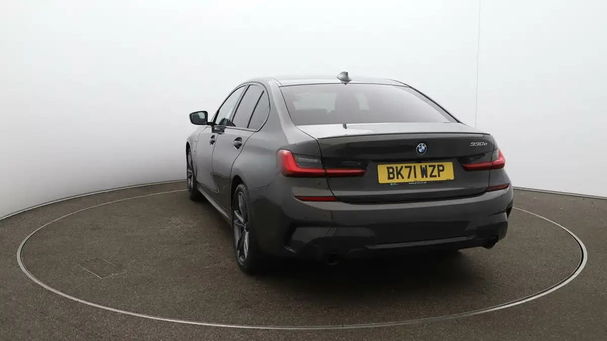 2021-bmw-3-series-20-330e-m-sport-pro-edition-saloon-4d-big-58