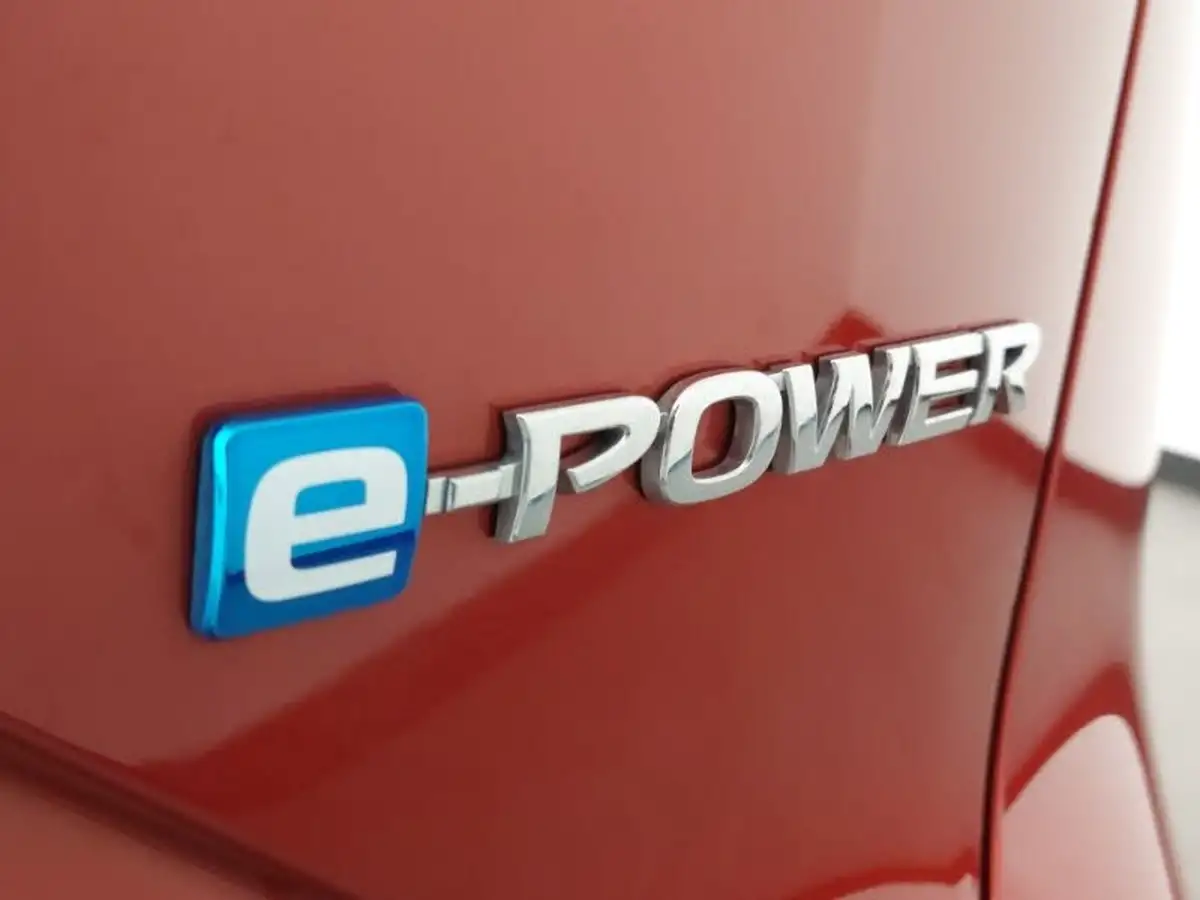 2024-nissan-qashqai-15-n-connecta-big-11