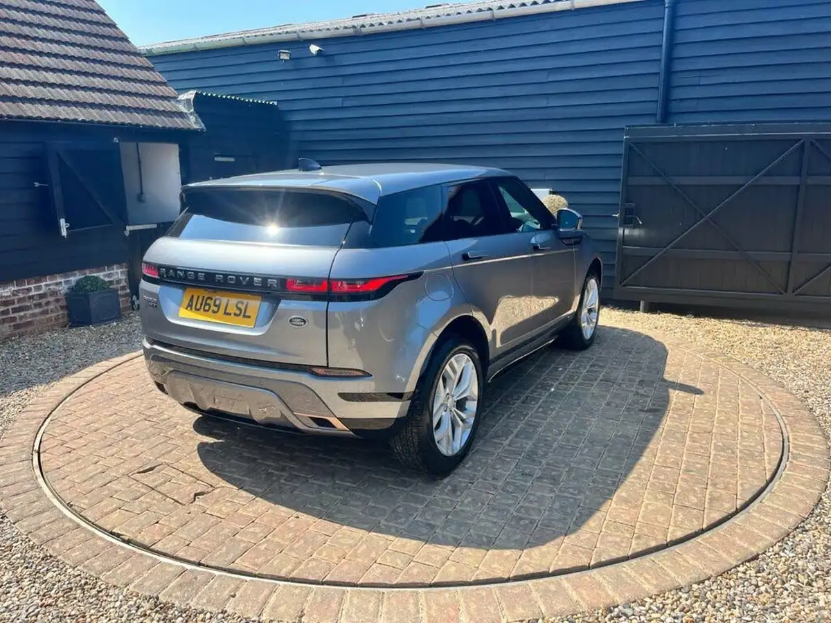 2019-land-rover-range-rover-evoque-20-d150-r-dynamic-s-big-6