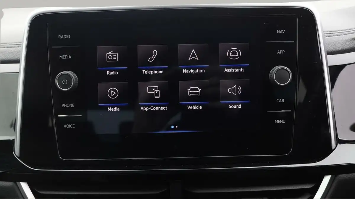 2022-volkswagen-t-roc-15-tsi-r-line-hatchback-5d-big-10