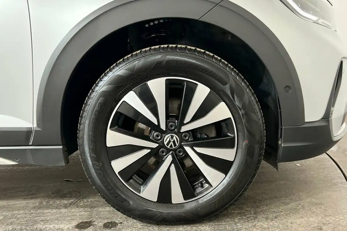 2023-volkswagen-taigo-10-tsi-life-110ps-big-13