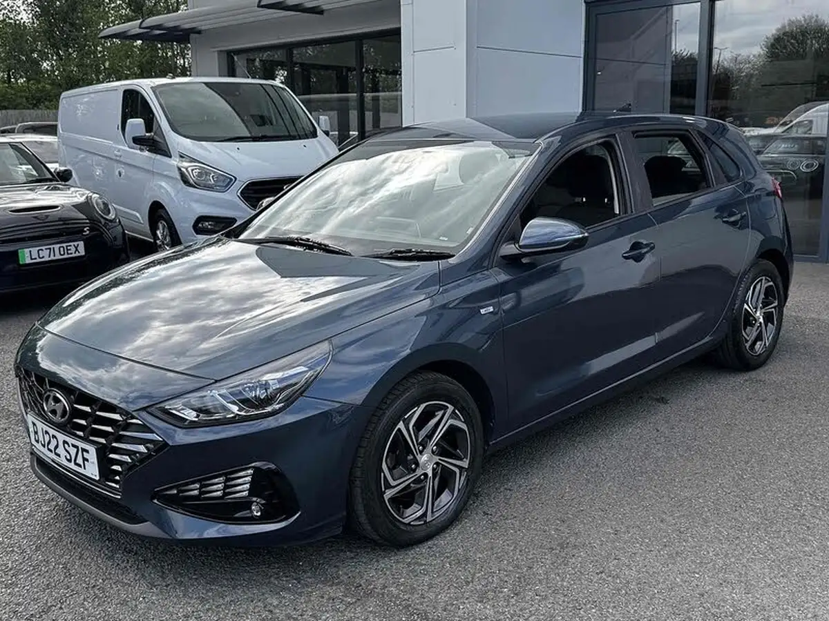2022-hyundai-i30-10-t-gdi-se-connect-hatchback-big-40