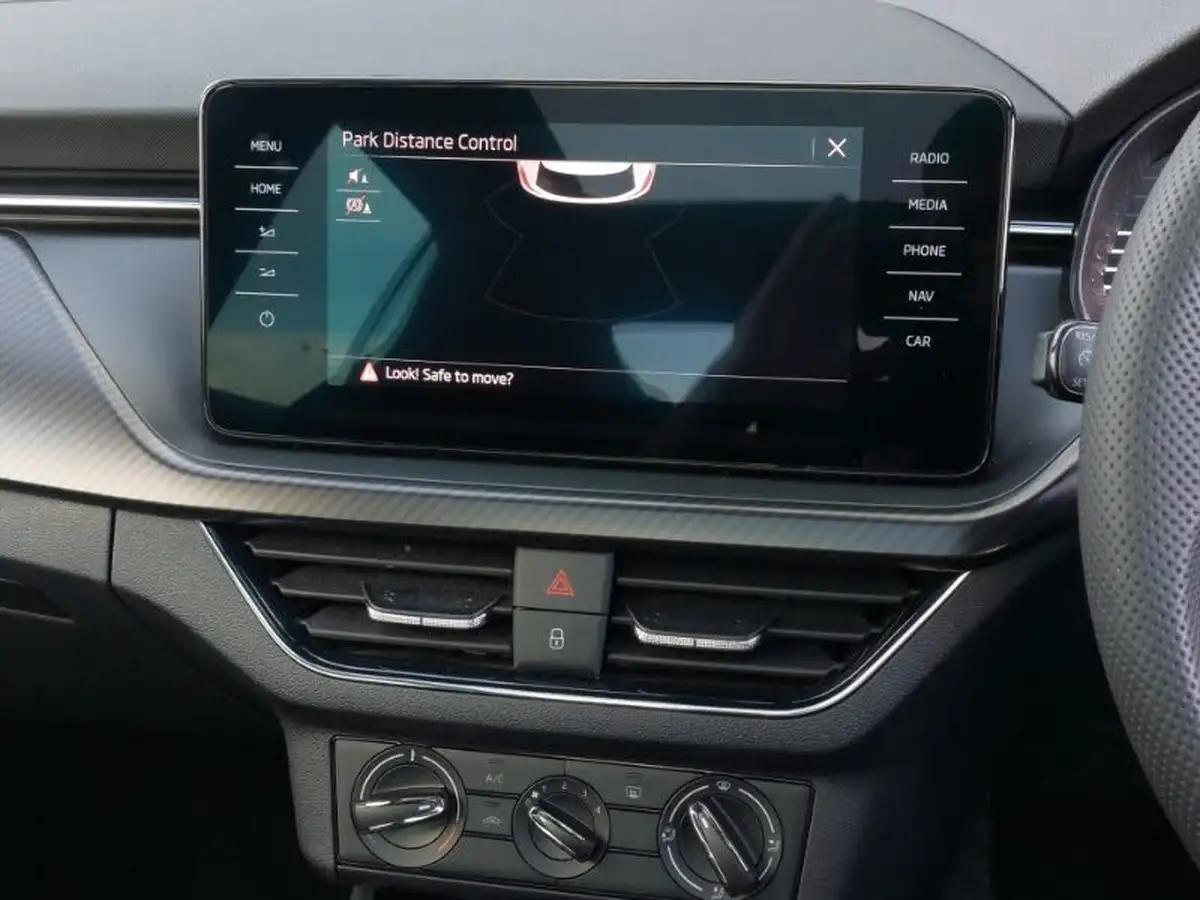 2024-skoda-kamiq-10-tsi-monte-carlo-110ps-dsg-big-9