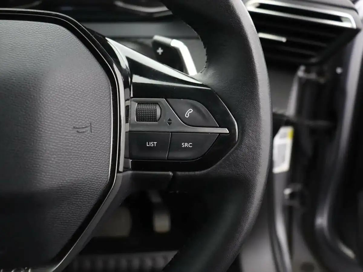 2020-peugeot-2008-suv-12-puretech-active-130bhp-eat8-big-34