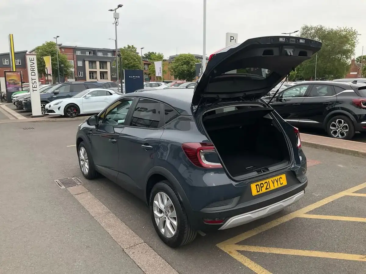 2021-renault-captur-10-tce-iconic-90ps-big-28