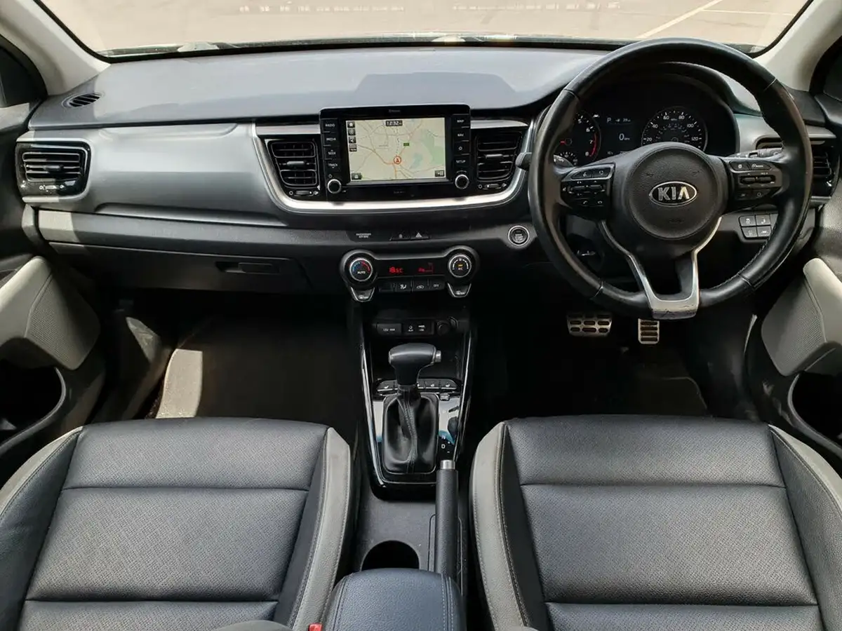 2019-kia-stonic-10-t-gdi-4-dct-big-12