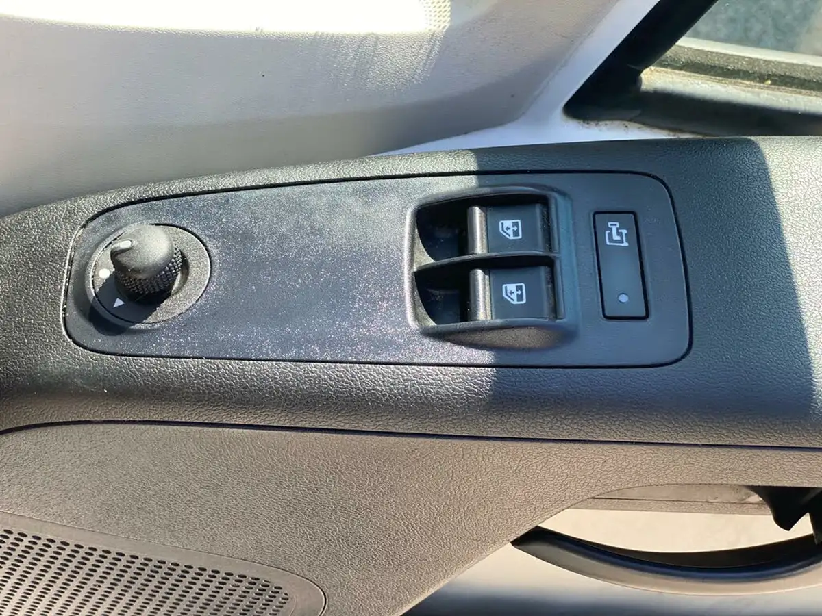 2019-peugeot-boxer-20-bluehdi-professional-335-l3-h2-big-50