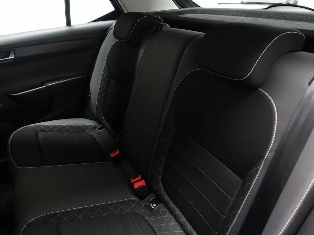 2021-skoda-fabia-10-mpi-se-big-11