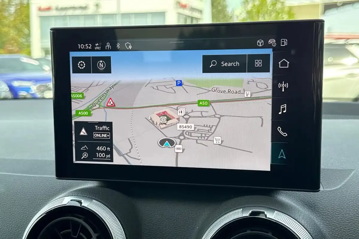 2024-audi-q2-15-35-tfsi-s-line-tronic-big-16