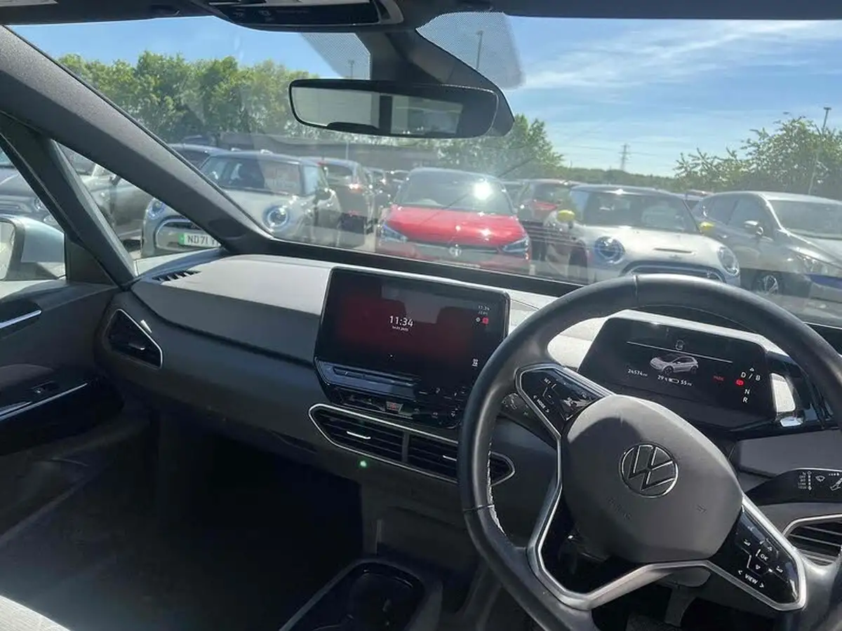 2021-volkswagen-id3-e-life-204ps-58kwh-pro-performance-big-6