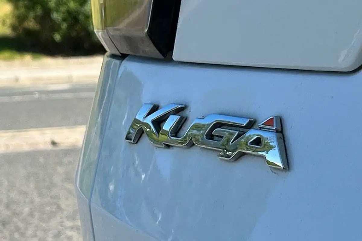 2018-ford-kuga-20tdci-st-line-150ps-big-38