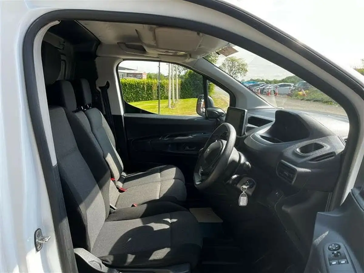 2021-peugeot-partner-15-bluehdi-1000-professional-premium-100pseu6d-big-14