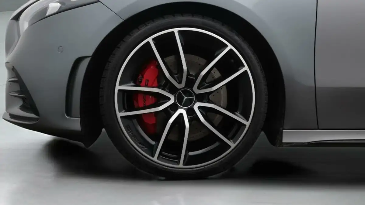 2020-mercedes-benz-a-class-20-a35-amg-premium-hatchback-5d-big-18