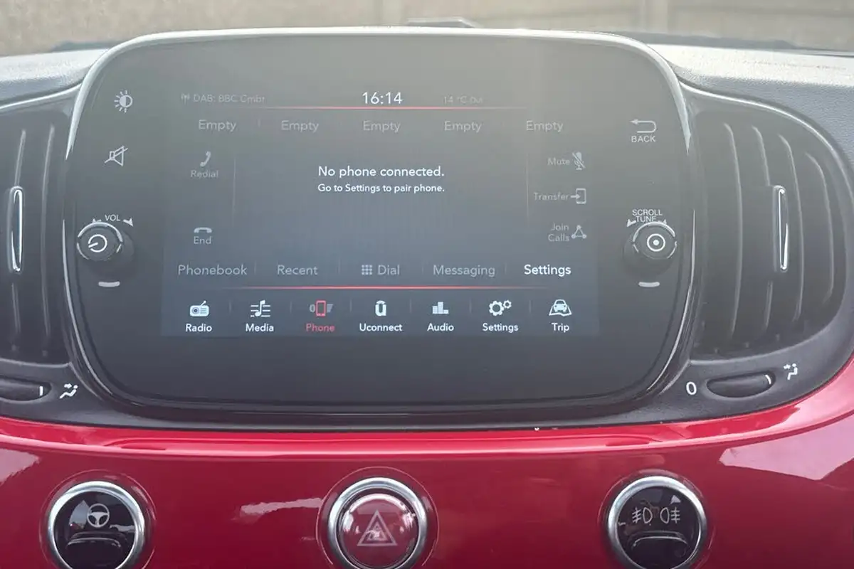 2023-fiat-500-10-red-big-32