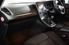 2018-renault-grand-scenic-13-tce-iconic-small-33
