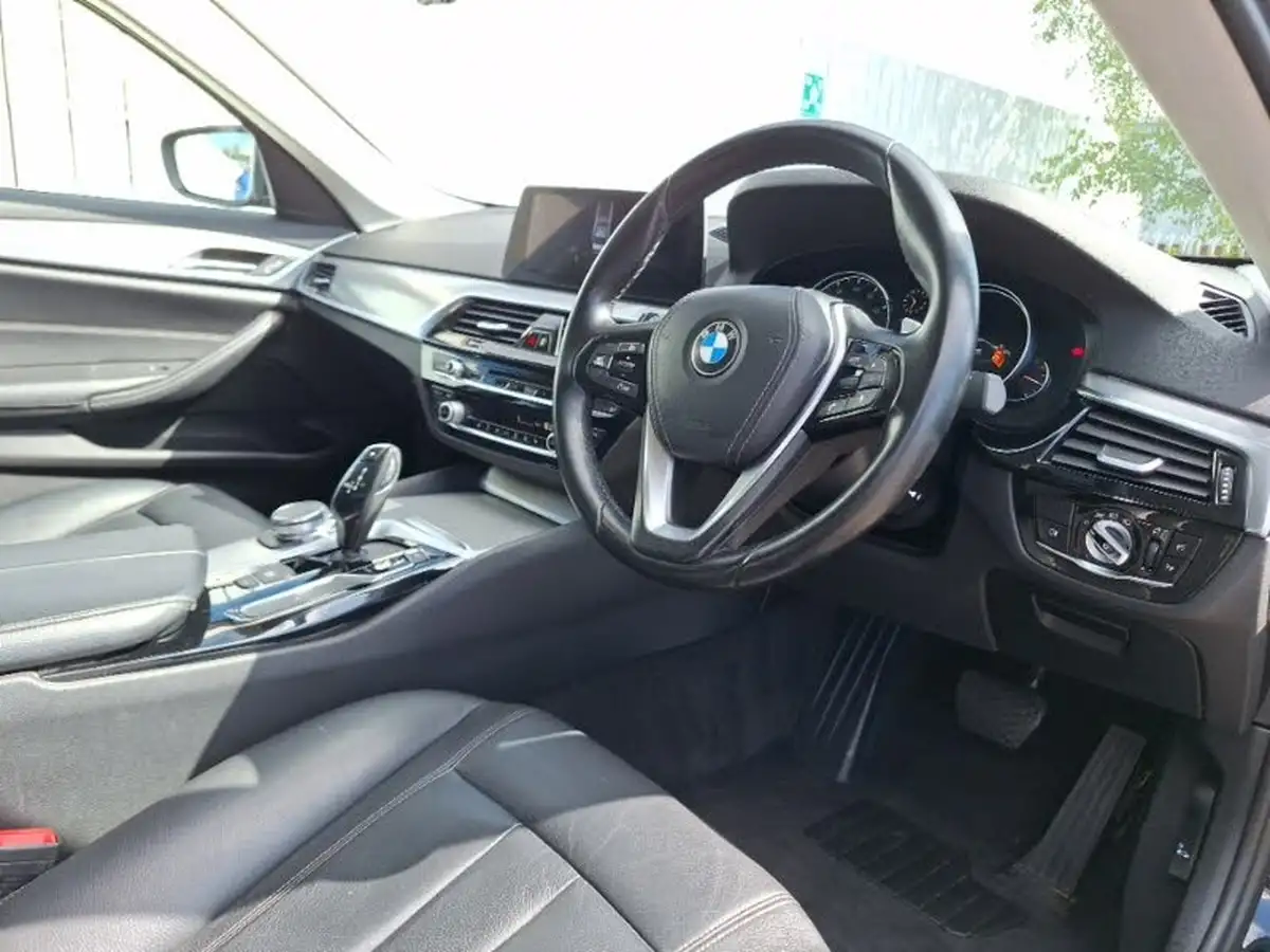 2017-bmw-5-series-20td-520d-se-190bhp-ss-saloon-4d-big-5