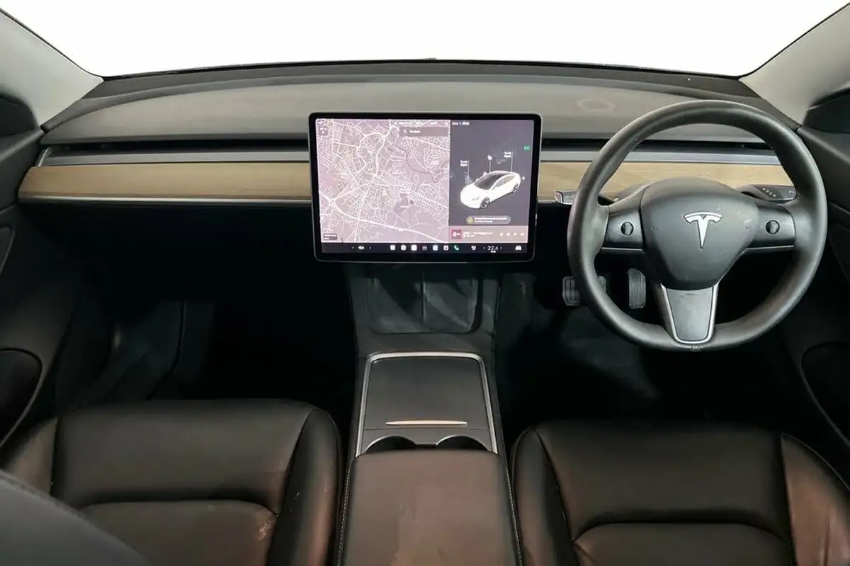 2020-tesla-model-3-e-standard-plus-big-11