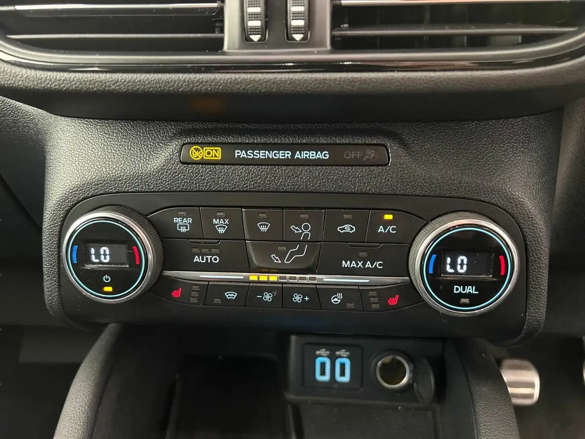 2020-ford-kuga-15-st-line-x-edition-big-24