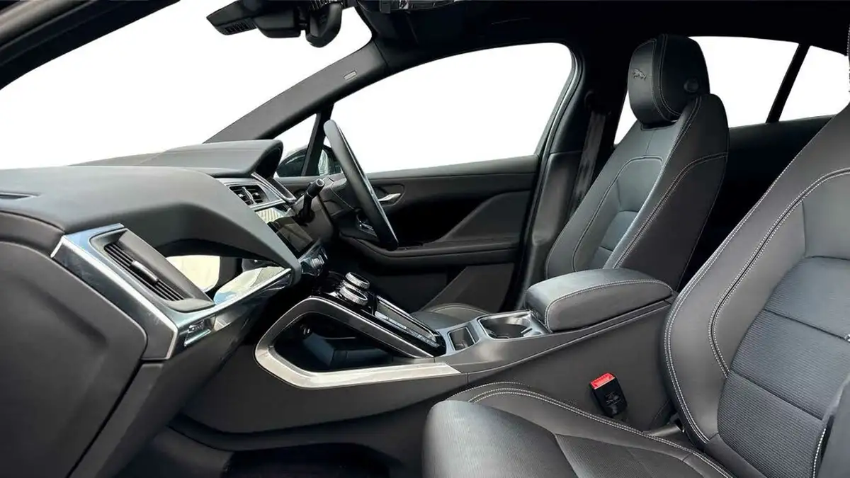2023-jaguar-i-pace-ev400-black-big-2