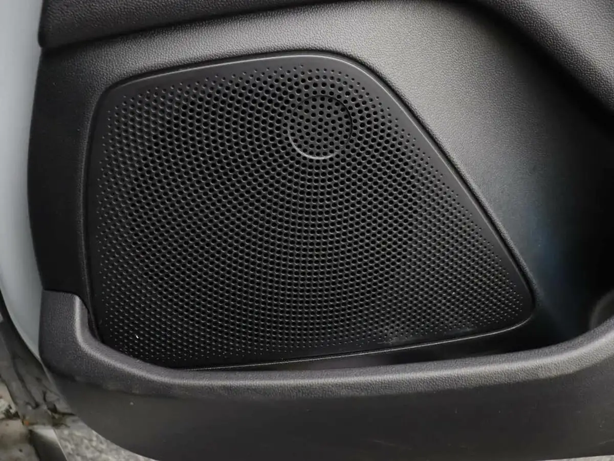 2019-ford-fiesta-10t-active-x-125ps-big-32