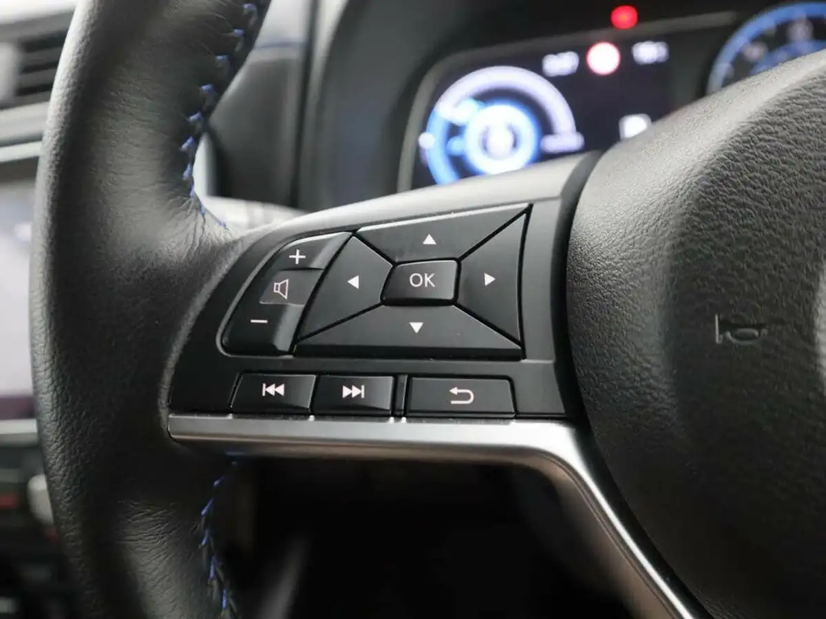 2024-nissan-leaf-e-n-connecta-39kwh-big-32