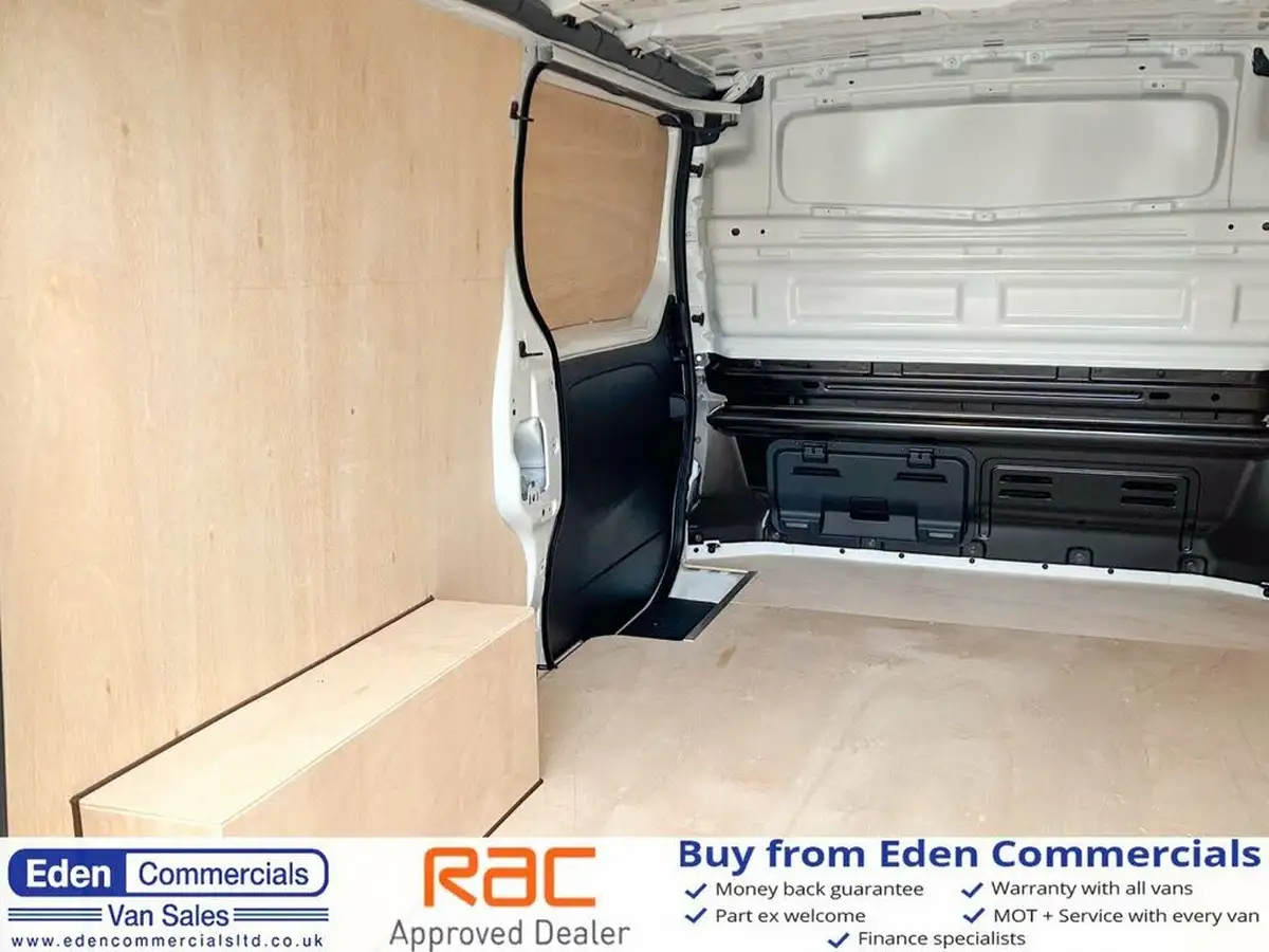 2024-renault-trafic-20dci-ll30-130-advance-panel-big-11