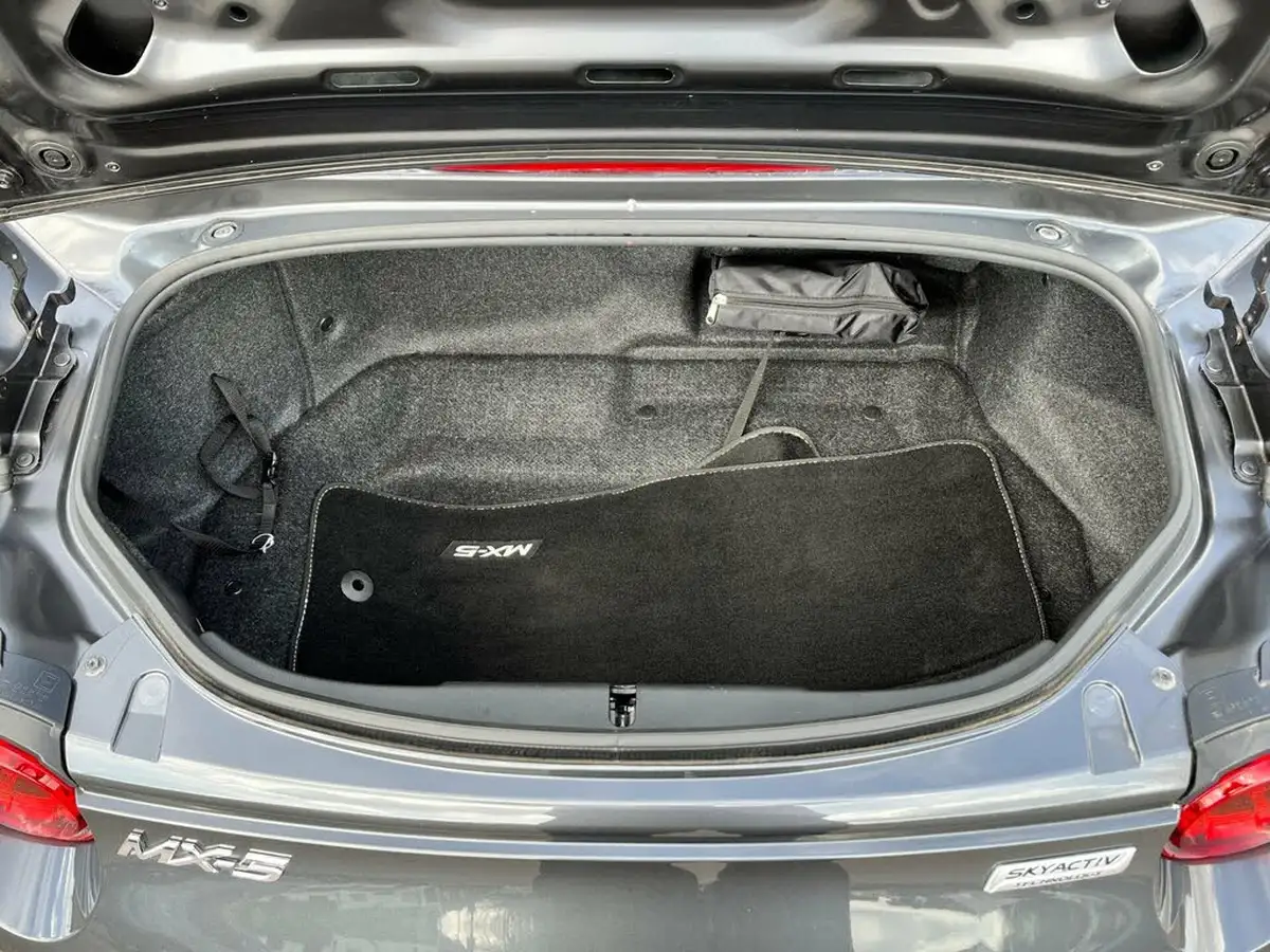 2018-mazda-mx-5-20-sport-convertible-big-56