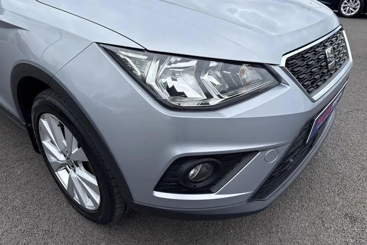 2019-seat-arona-16tdi-se-technology-lux-115ps-ss-big-24