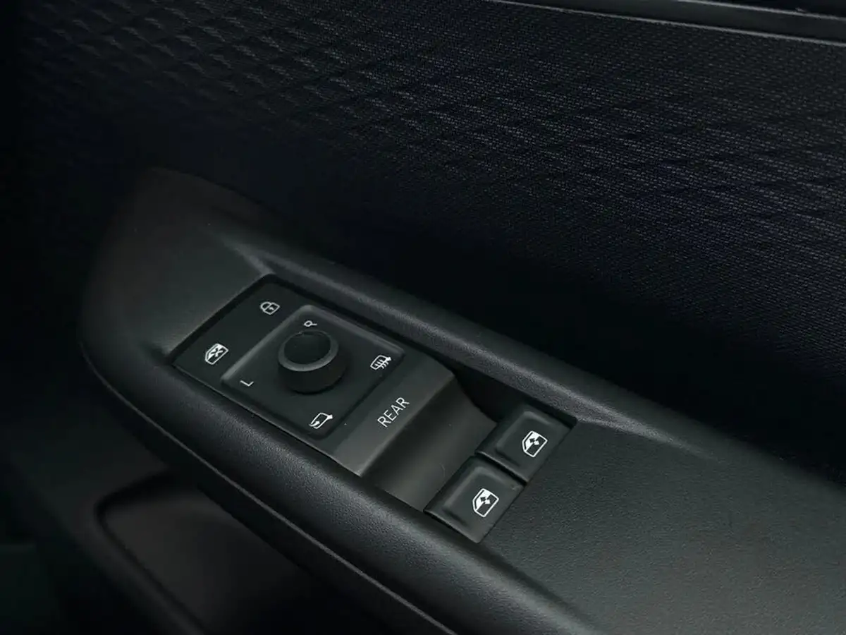 2024-cupra-born-e-v3-230ps-77kwh-e-boost-big-16